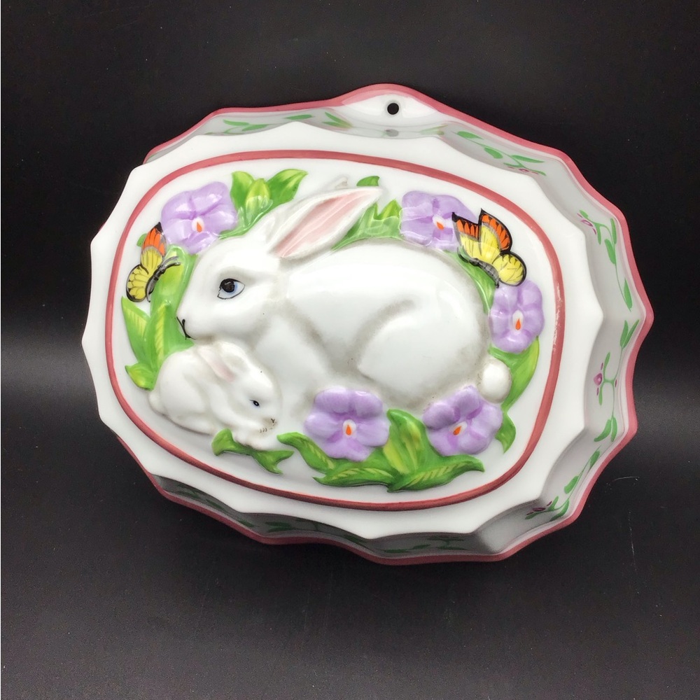 Franklin Mint Porcelain Jello Mould Wall Hanging